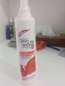 Devo Herbs Refreshing Skin Toner