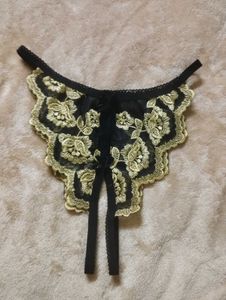 Thongs with a twist