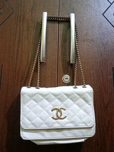Channel Style Sling Bag 🫶