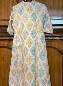FREE DUPATTA + Elegant Printed Kurta