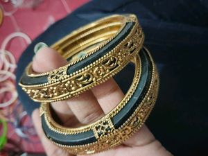 New black bangles