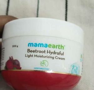 Mamaearth Moisturizing Cream