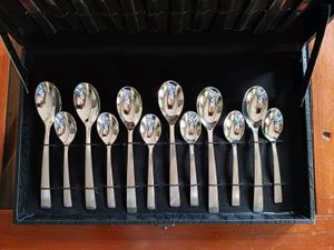 Shri &amp; Sam Cutlery Set 24 Pcs