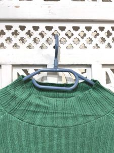 Green Knit Sweater A