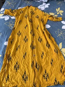 Front Slit Collor Neck Kurta