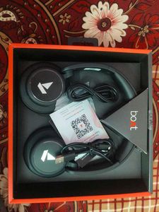 Boat Rockerz Pro 450 Headphones