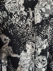 Unique Black &amp; White Patterned Tunic