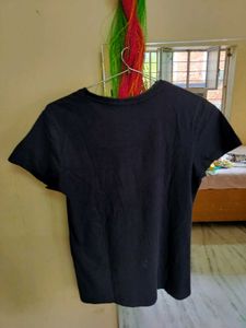 🇨🇦 GIORDANO Imported T Shirt