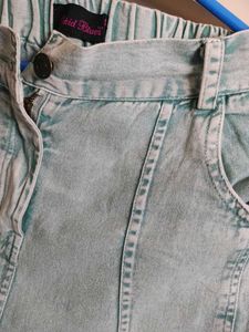 Orchid Blues High Rise Straight Fit Jeans Size S