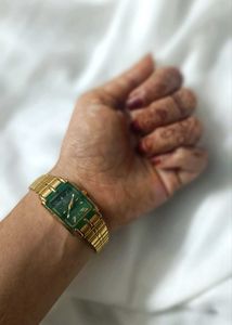 Elegant Gold Watch QUARTZ