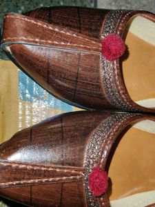 Brown Color Punjabi Jaipuri Jutti
