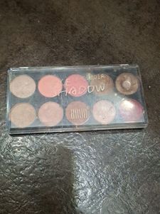 Eye Shadow Pallette With Highlighters