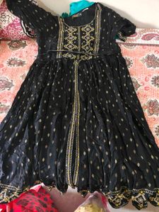 Embroidered Palazzo with 4 tops and 3 pants