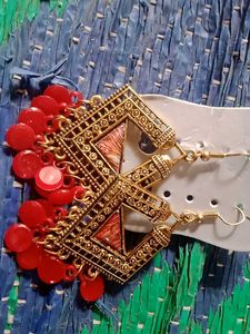 Red Bead Dangle Fashion Earrings