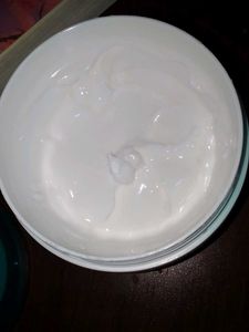 Himalaya Nourishing Skin Cream