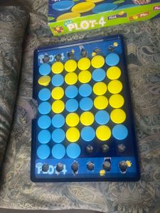 Plot 4 Board Game