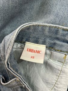 Daisy Embroidered Light Wash Jeans