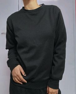 Black Sweatshirt