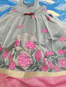 Cute  Dress homemade age 3- 6 year  girl