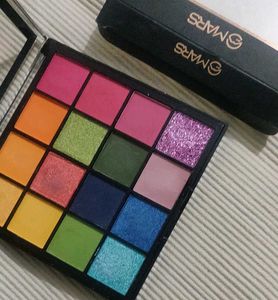 MARS Mesmereyes Eyeshadow Palette