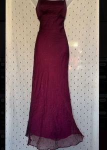 Elegant Burgundy Maxi Dress