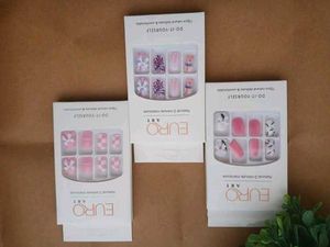 Press-On Nail Set