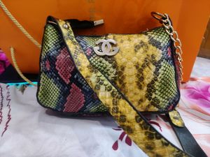 Chanel Snake print Leather Hand Bag