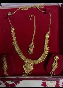 Necklace Set