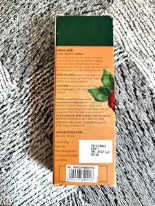 Biotique Diva Silk Pore Perfect Primer