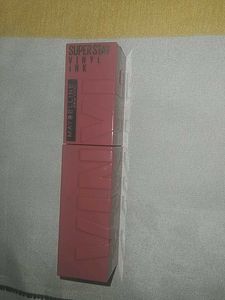 Maybelline Superstay Vinyl Ink LipstickSHADE:LIPPY