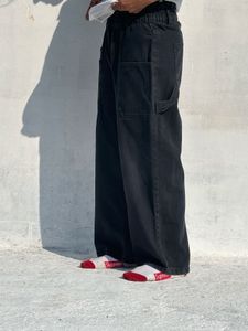 Black Unisex Jean!