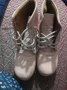 Boots 👢
