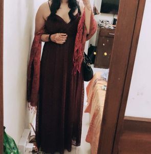 Elegant Burgundy Maxi Dress
