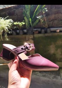 Bata Maroon Mules