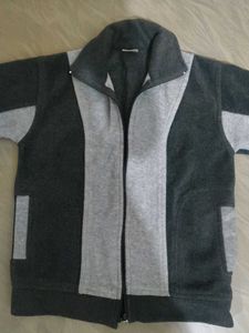 Kids&#39; Stylish Grey Zip-Up Hoodie - Warm &amp; Comfy