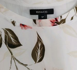 R&amp;Co Sheer Floral Sleeveless Top (Woman)