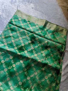 Stylish Banarsi Saree (Women&#39;s)