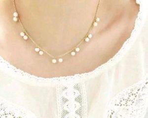Delicate Pearl Drop Necklace