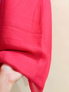 Elegant plain Red Saree