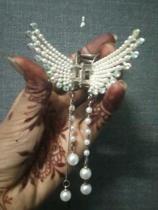 Pearl Waterfall Korean Hair Claw Clip