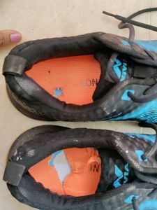 Good Condition Used Badminton Shoes