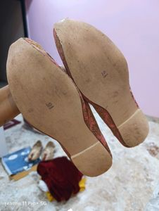 Groom Jutti