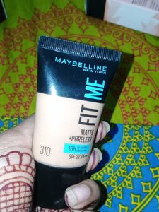 Maybelline Fit Me Foundation