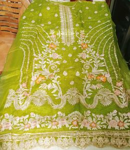 Pakistani stylish Unstitched Suit