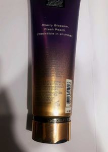 Victoria&#39;s Secret Love Spell Shimmer Lotion