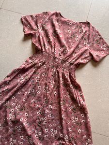 Urbanic Elegant Dusty Pink Floral Print Dress
