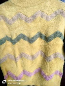 Cute Kids&#39; Yellow Sweater