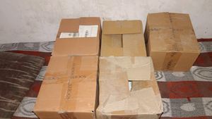 Pecking Material Corrugated Box