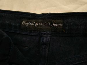 Skinny Jeans In Navy Blue Color