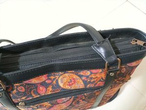 Stylish Laptop/ Totebag only cash